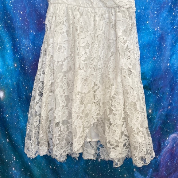 3/$65 Abercrombie And Fitch White Lace Dress size xs - Picture 4 of 11